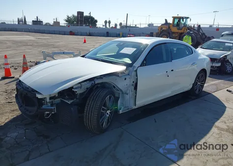 2017 Maserati Quattroporte S Granlusso z USA, uszkodzony, nr VIN ZAM56RPL4H1226584